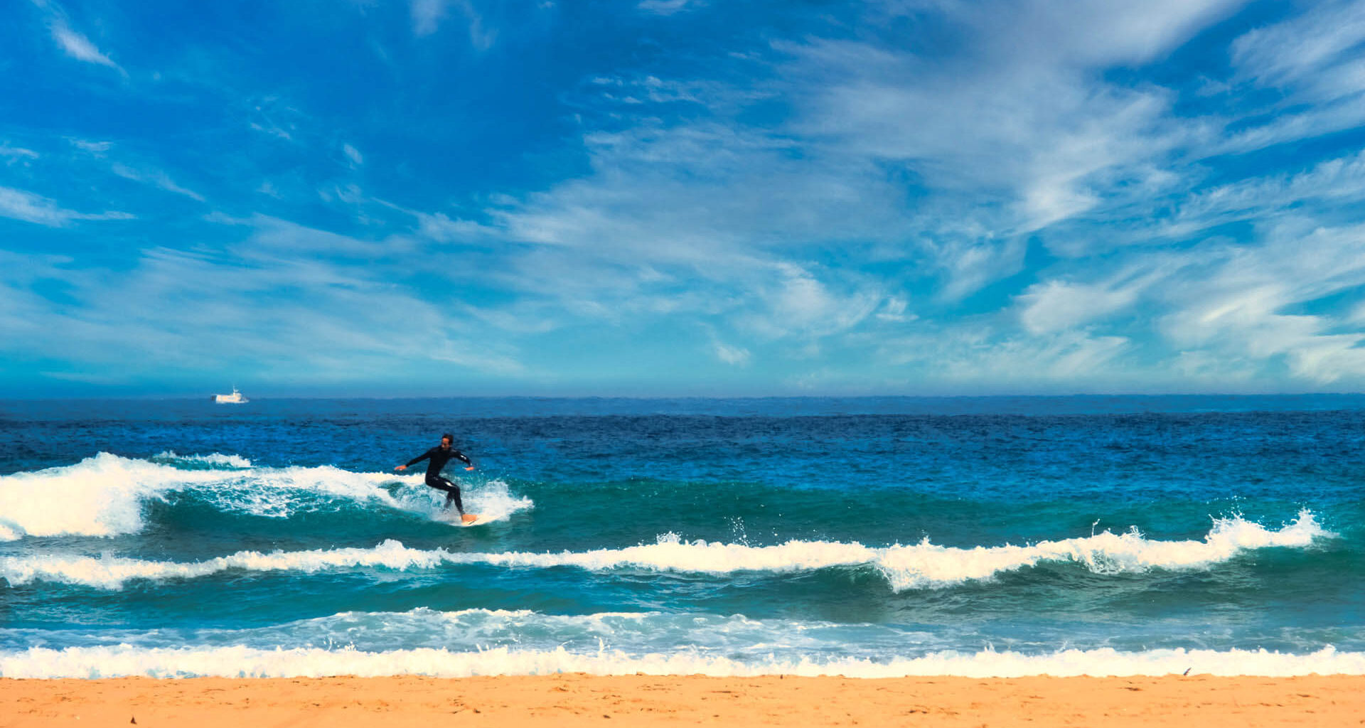 surfer-on-wave